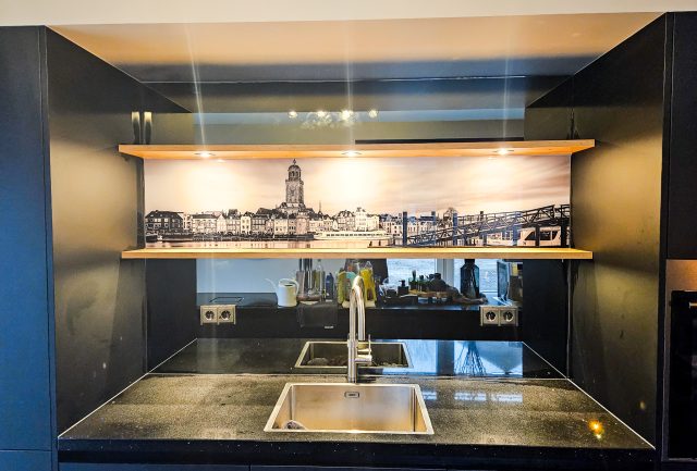 Glazen keuken achterwand in Deventer met fotoprint